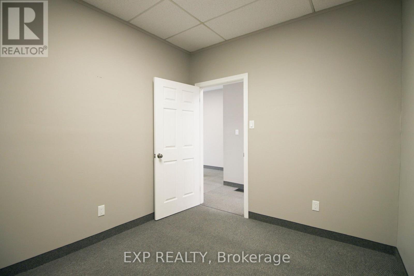 131 John Street, Greater Napanee, Ontario  K7R 1J8 - Photo 8 - X12550682