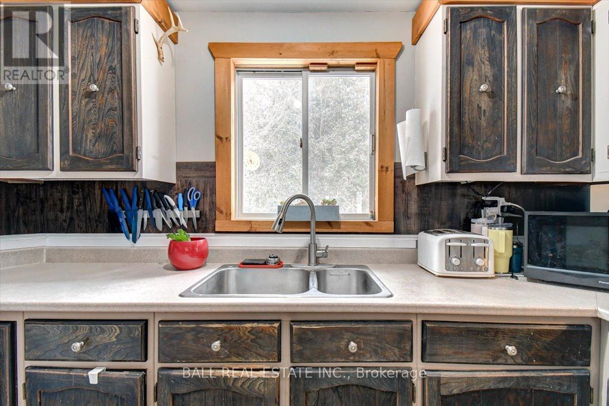 7 Upper Turriff Road, Bancroft, Ontario  K0L 2L0 - Photo 10 - X12550874