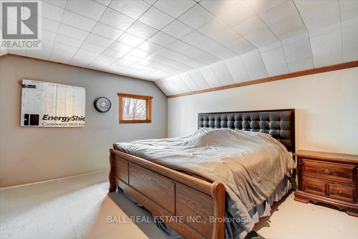 7 Upper Turriff Road, Bancroft, Ontario  K0L 2L0 - Photo 18 - X12550874