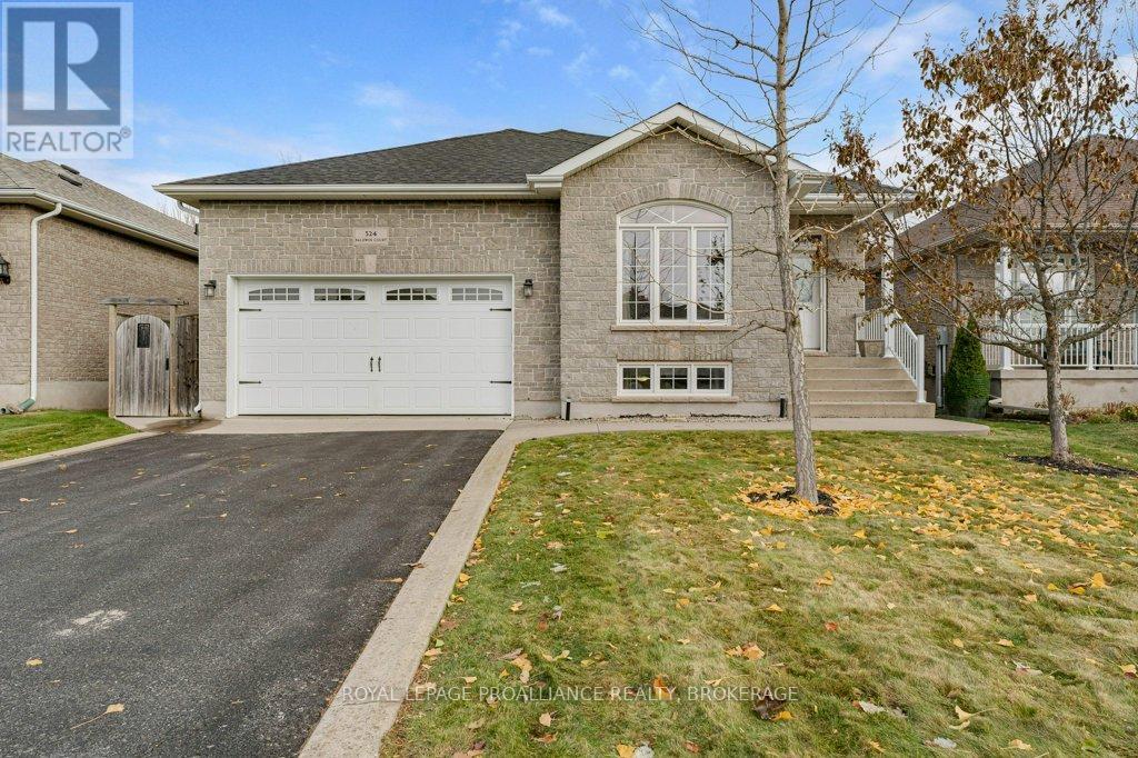 524 BALDWIN COURT, Kingston, Ontario