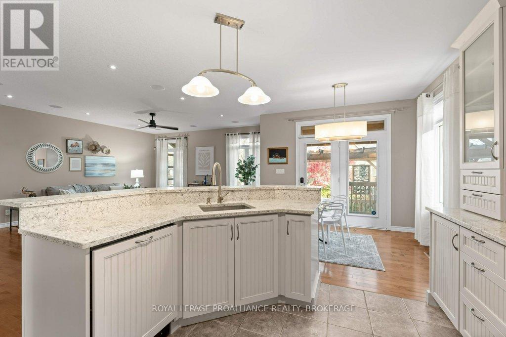 524 Baldwin Court, Kingston, Ontario K7P 0C8 - Photo 16 - X12550700