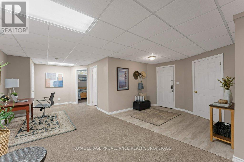 524 Baldwin Court, Kingston, Ontario K7P 0C8 - Photo 38 - X12550700