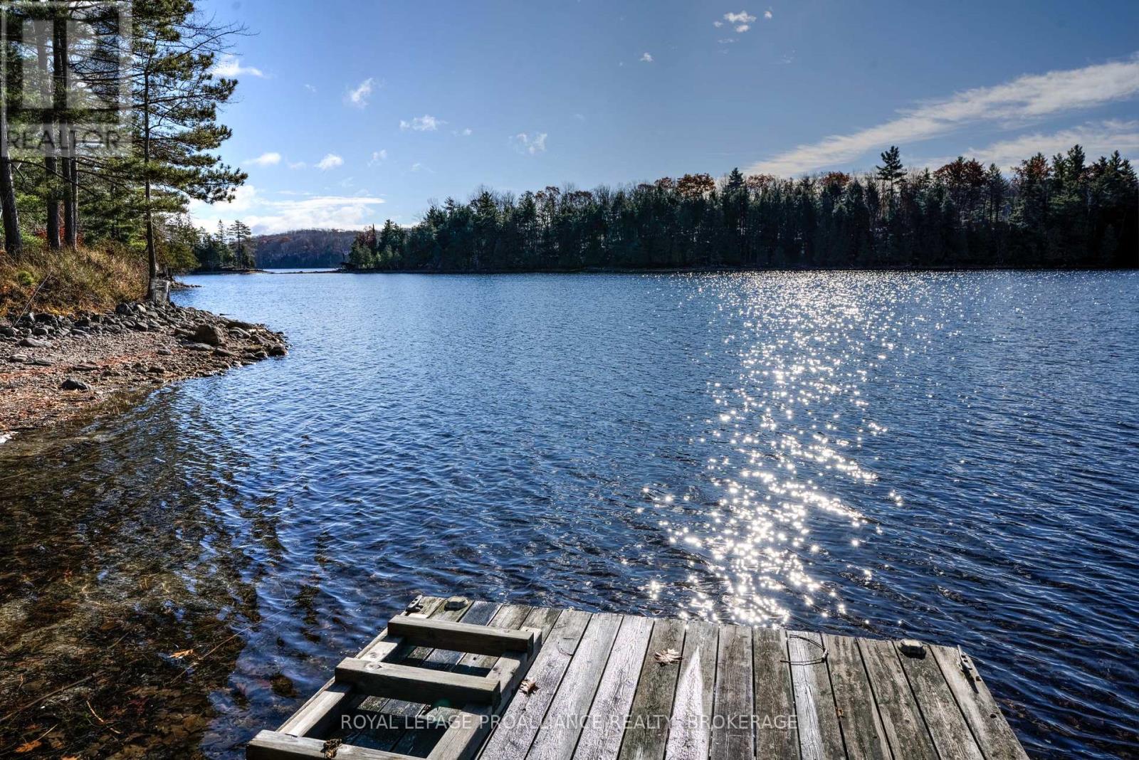 72 Dragonfly Lane, Frontenac, Ontario K0H 2L0 - Photo 10 - X12550770