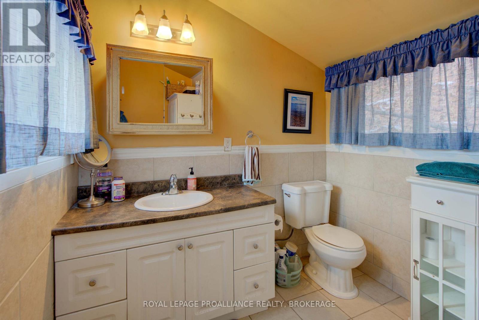 72 Dragonfly Lane, Frontenac, Ontario K0H 2L0 - Photo 25 - X12550770