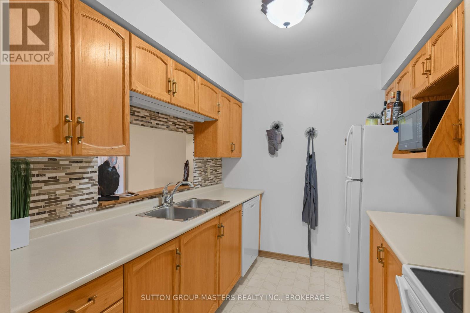 311 - 675 Davis Drive, Kingston, Ontario K7M 8L5 - Photo 7 - X12550786