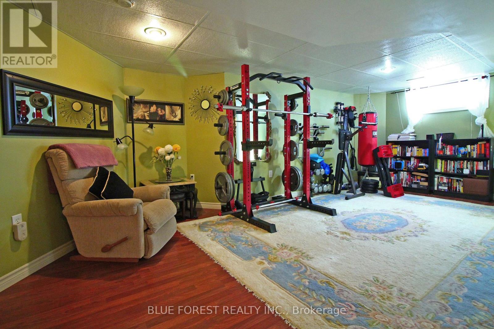 682 Hedgerow Place, London North, Ontario  N5X 4L6 - Photo 28 - X12550750