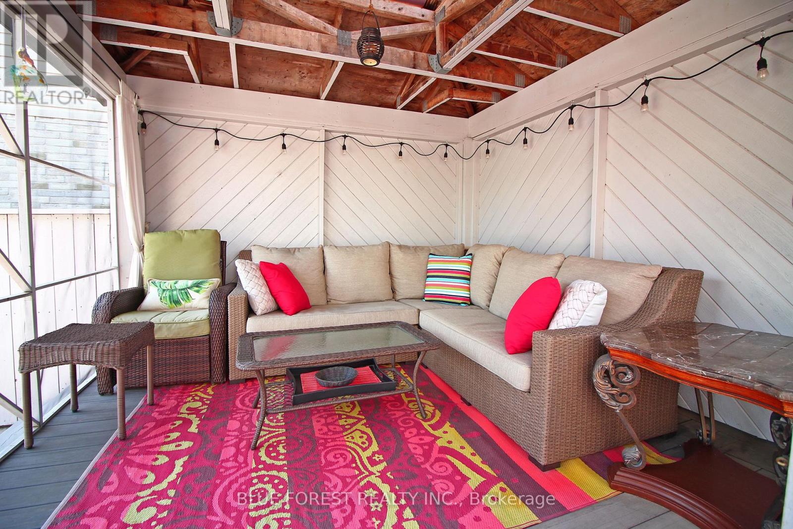 682 Hedgerow Place, London North, Ontario  N5X 4L6 - Photo 35 - X12550750