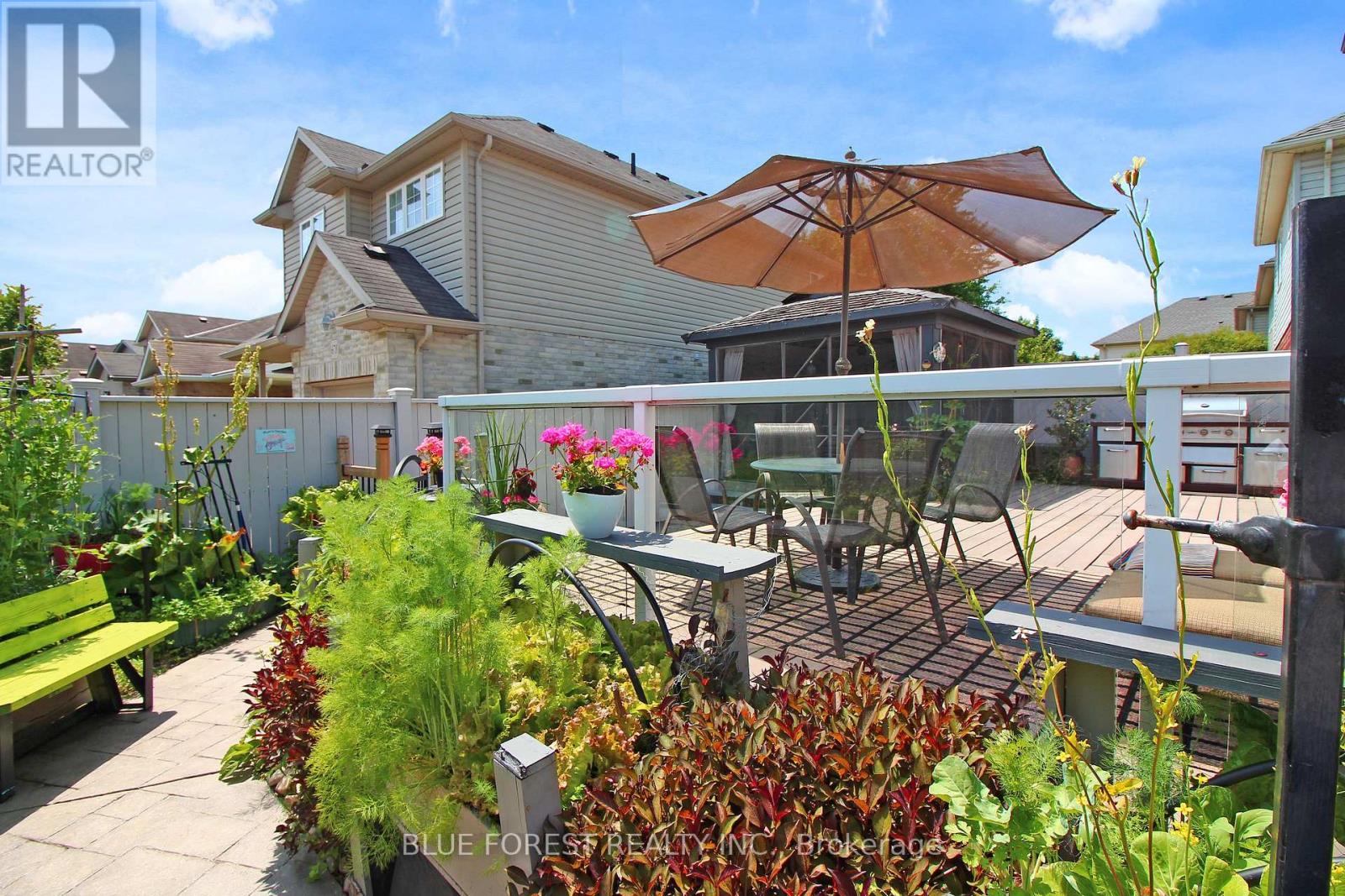 682 Hedgerow Place, London North, Ontario  N5X 4L6 - Photo 39 - X12550750