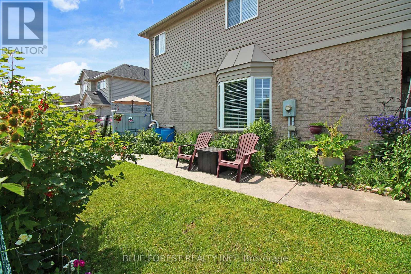 682 Hedgerow Place, London North, Ontario  N5X 4L6 - Photo 43 - X12550750