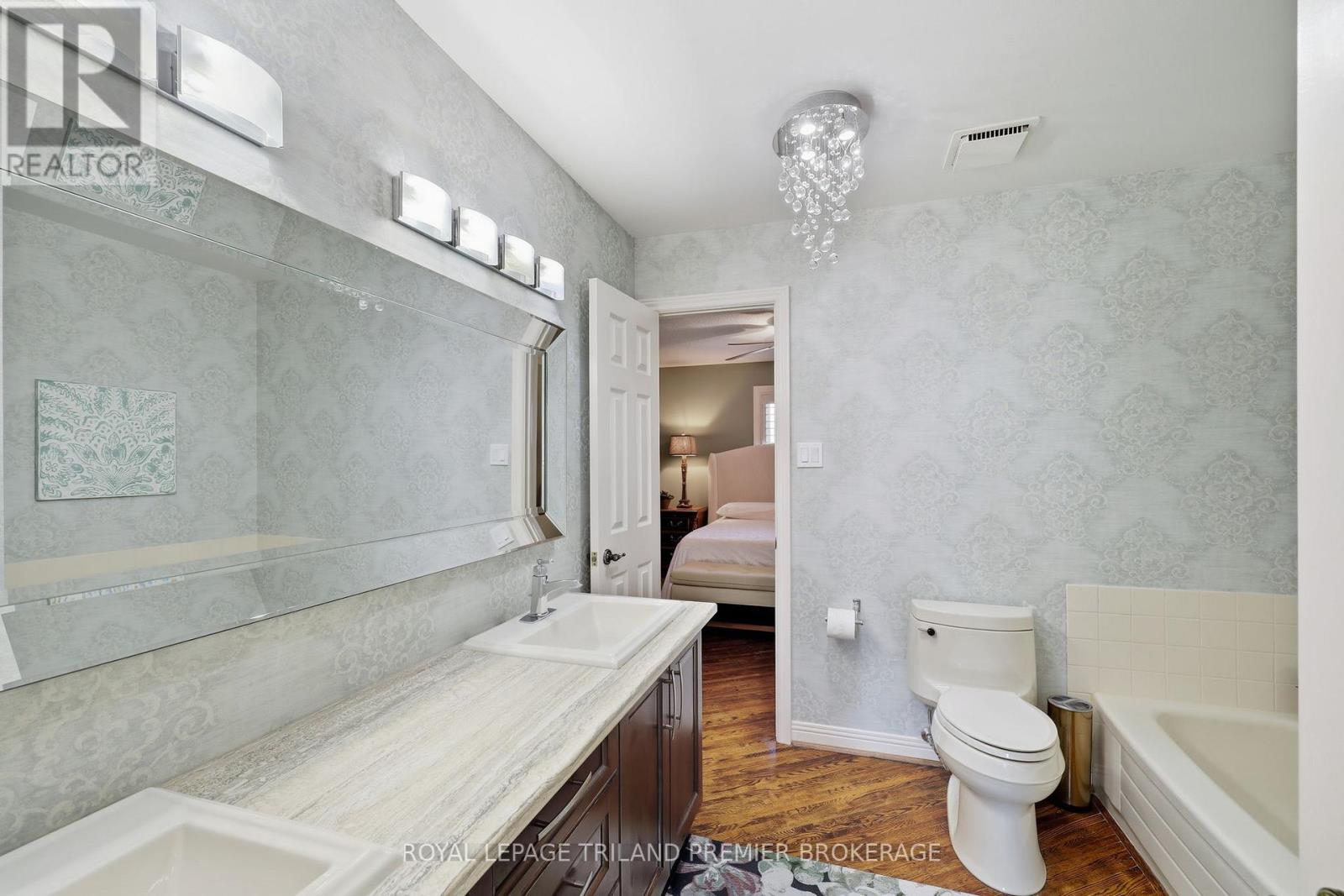 56 - 50 Fiddlers Green Road, London North, Ontario N6H 4T4 - Photo 36 - X12550774