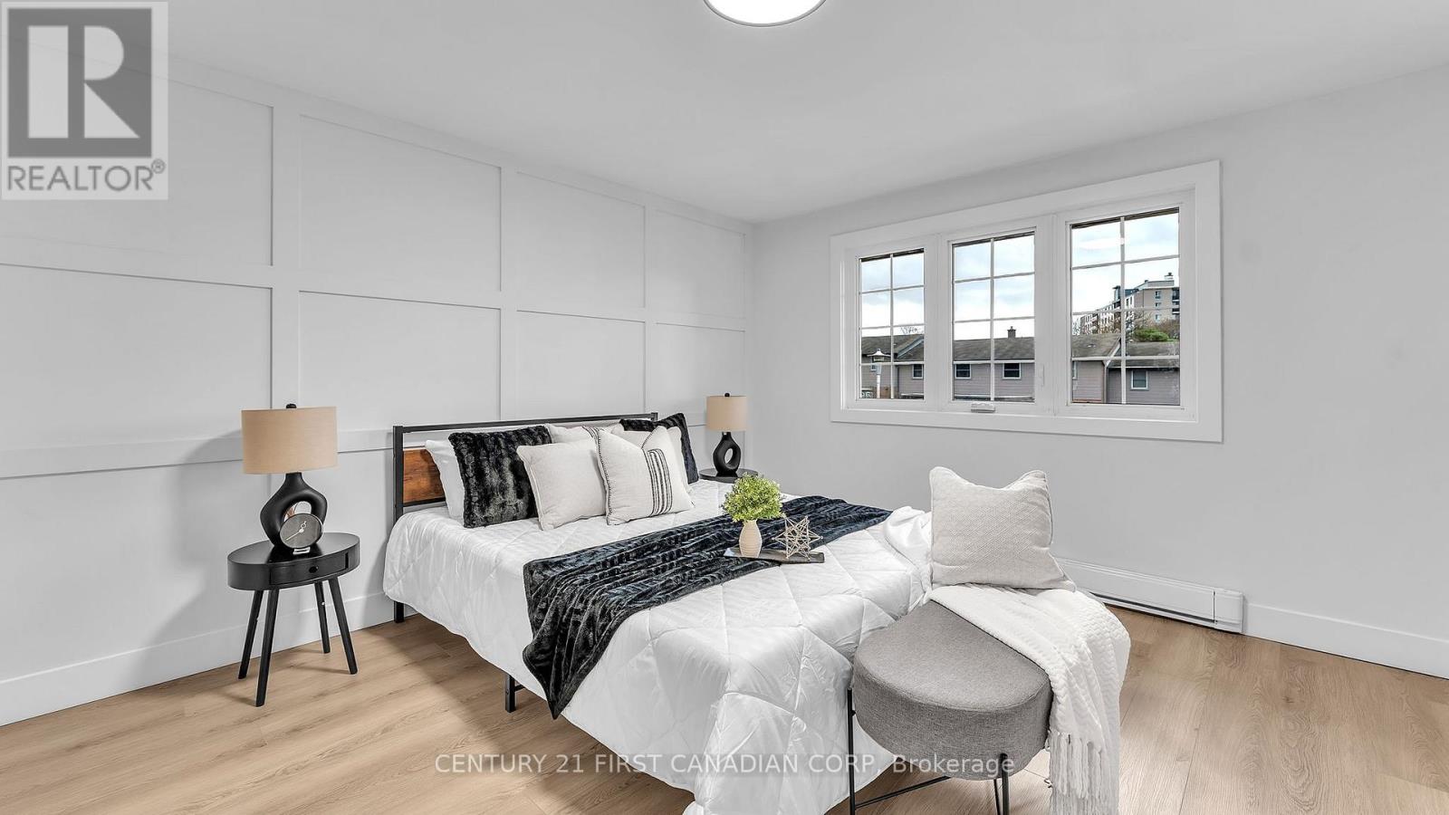 330 Southcrest Drive, London South, Ontario  N6J 1N4 - Photo 17 - X12550916