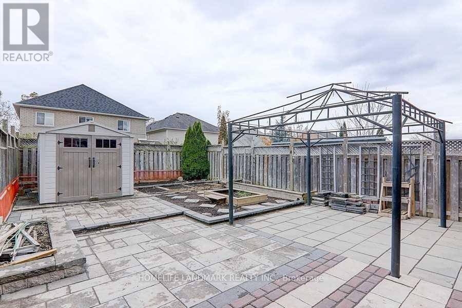 33 Brownridge Place, Whitby, Ontario  L1P 1W2 - Photo 15 - E12550604