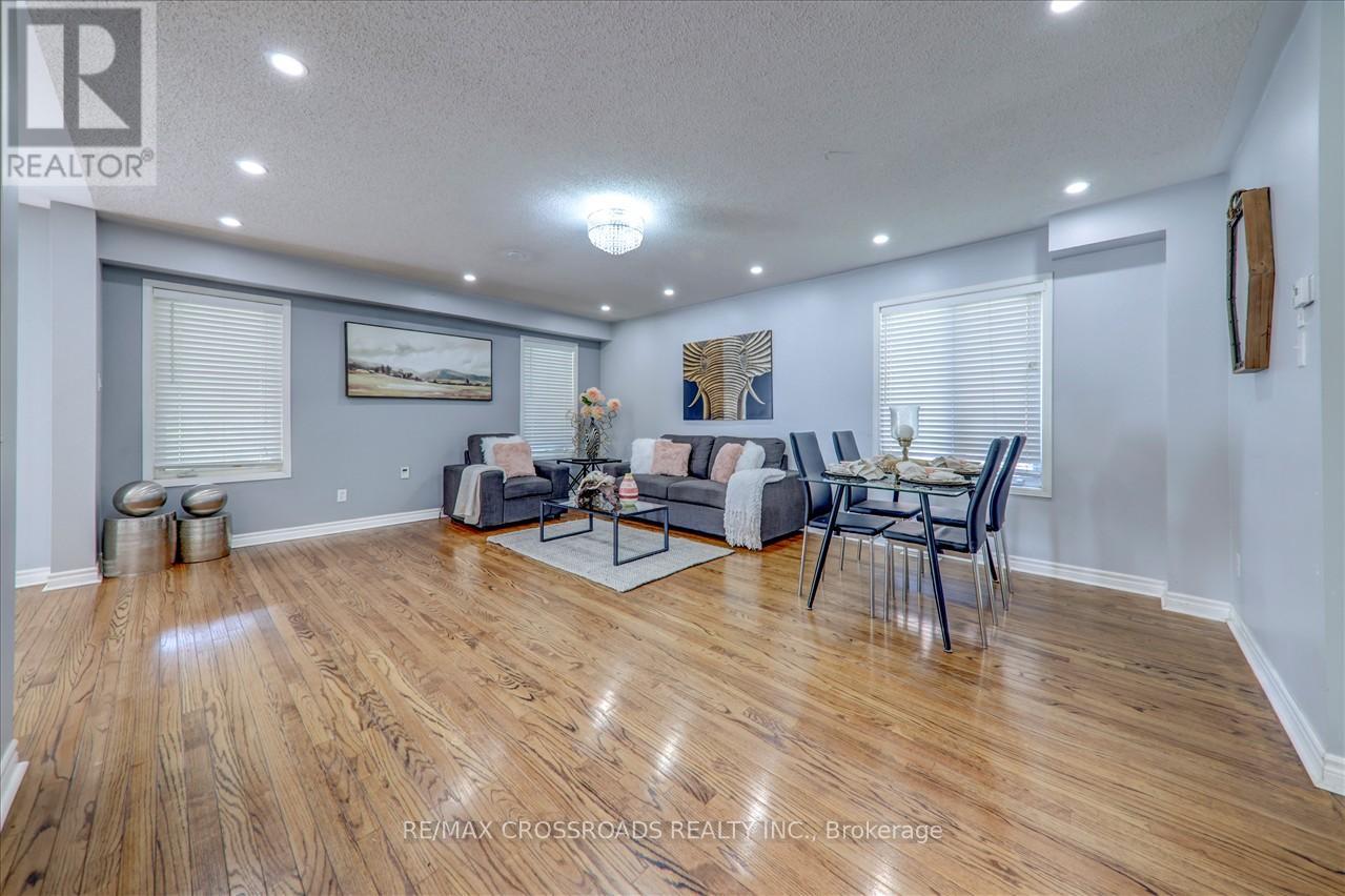 32 Dart Court, Clarington, Ontario  L1C 5C6 - Photo 10 - E12550654