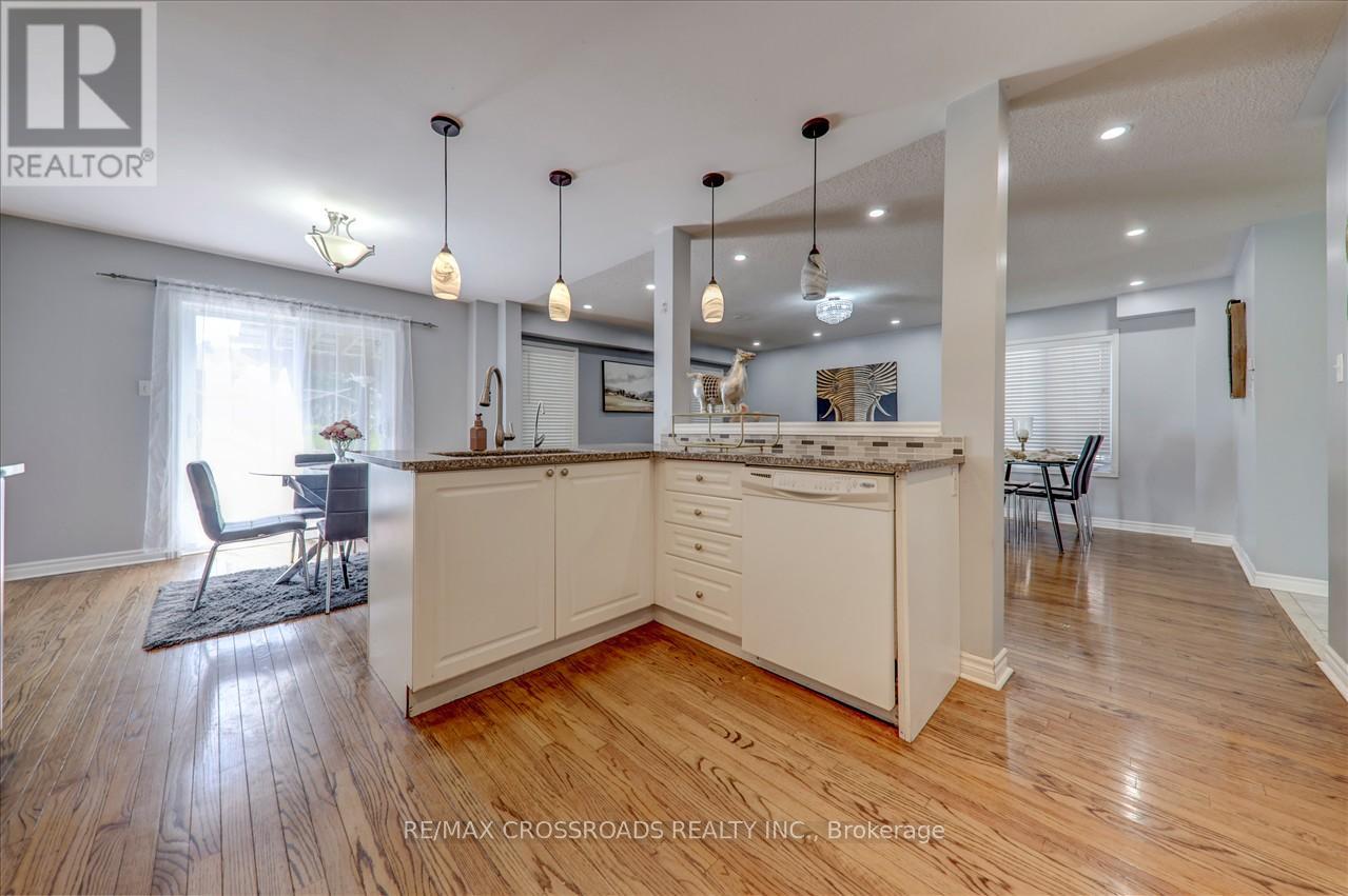 32 Dart Court, Clarington, Ontario  L1C 5C6 - Photo 17 - E12550654