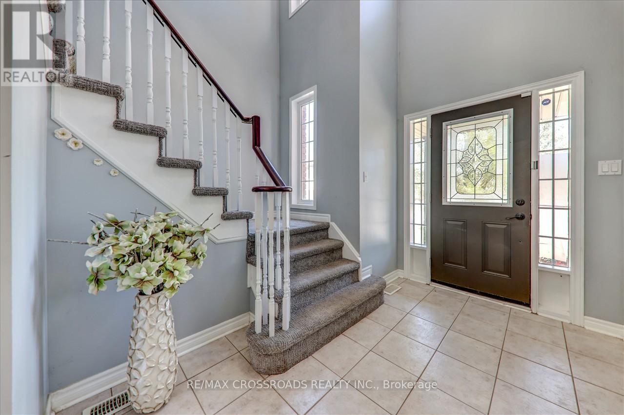 32 Dart Court, Clarington, Ontario  L1C 5C6 - Photo 8 - E12550654