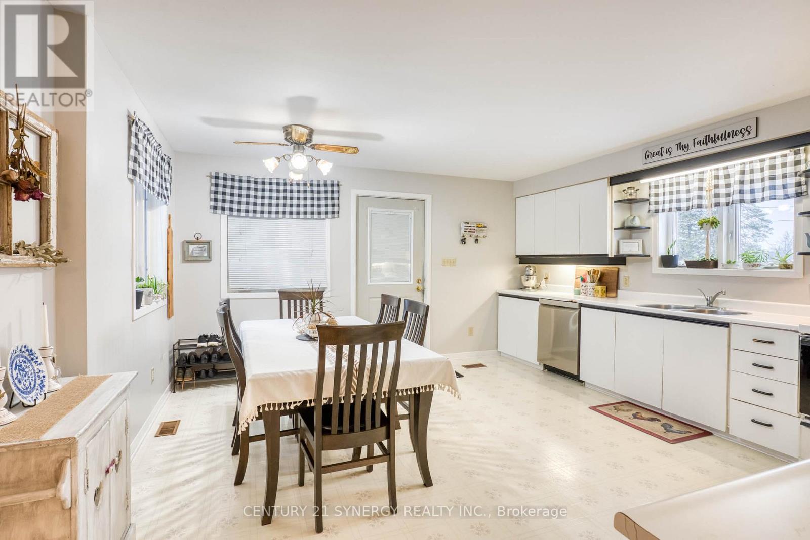 18160 7 Highway, Tay Valley, Ontario K7H 3C6 - Photo 13 - X12550818