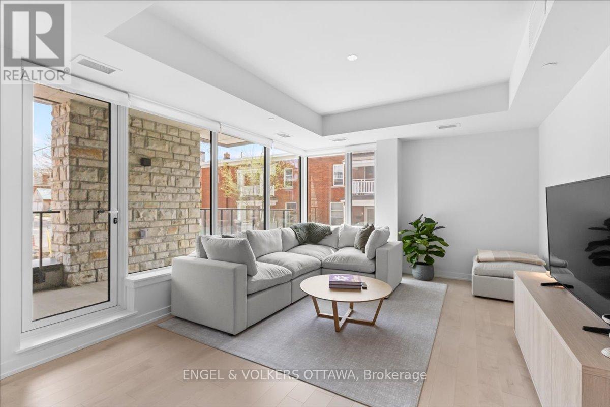 201 - 11 Galt Street, Ottawa, Ontario  K1S 4R2 - Photo 6 - X12550934