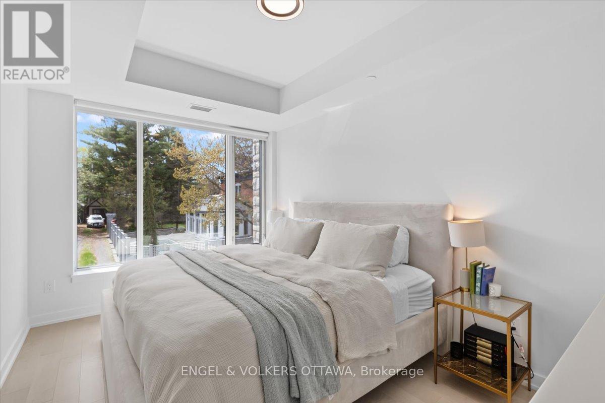 201 - 11 Galt Street, Ottawa, Ontario  K1S 4R2 - Photo 9 - X12550934