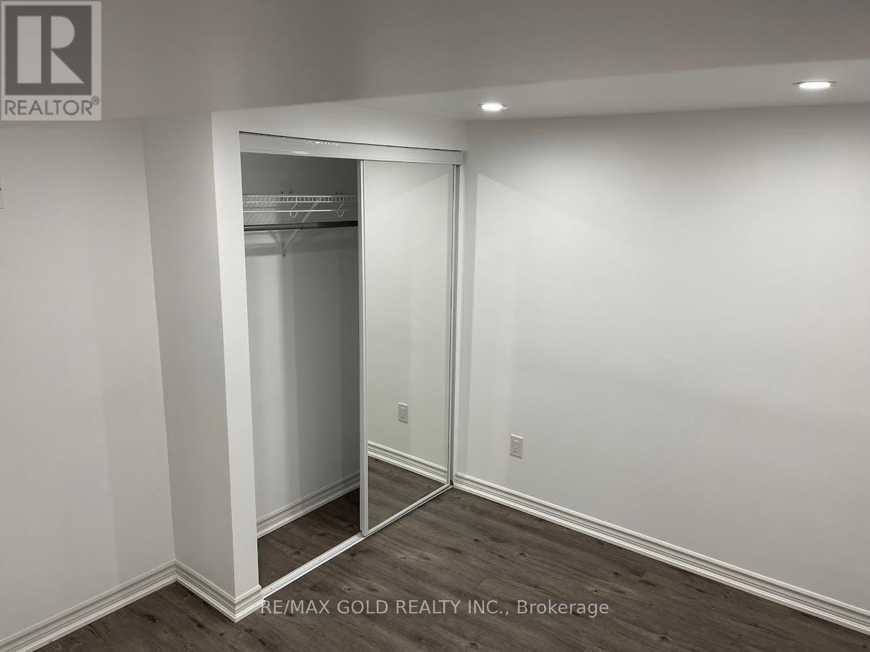 2946 Quetta Mews, Mississauga, Ontario L5N 1Z7 - Photo 7 - W12548860