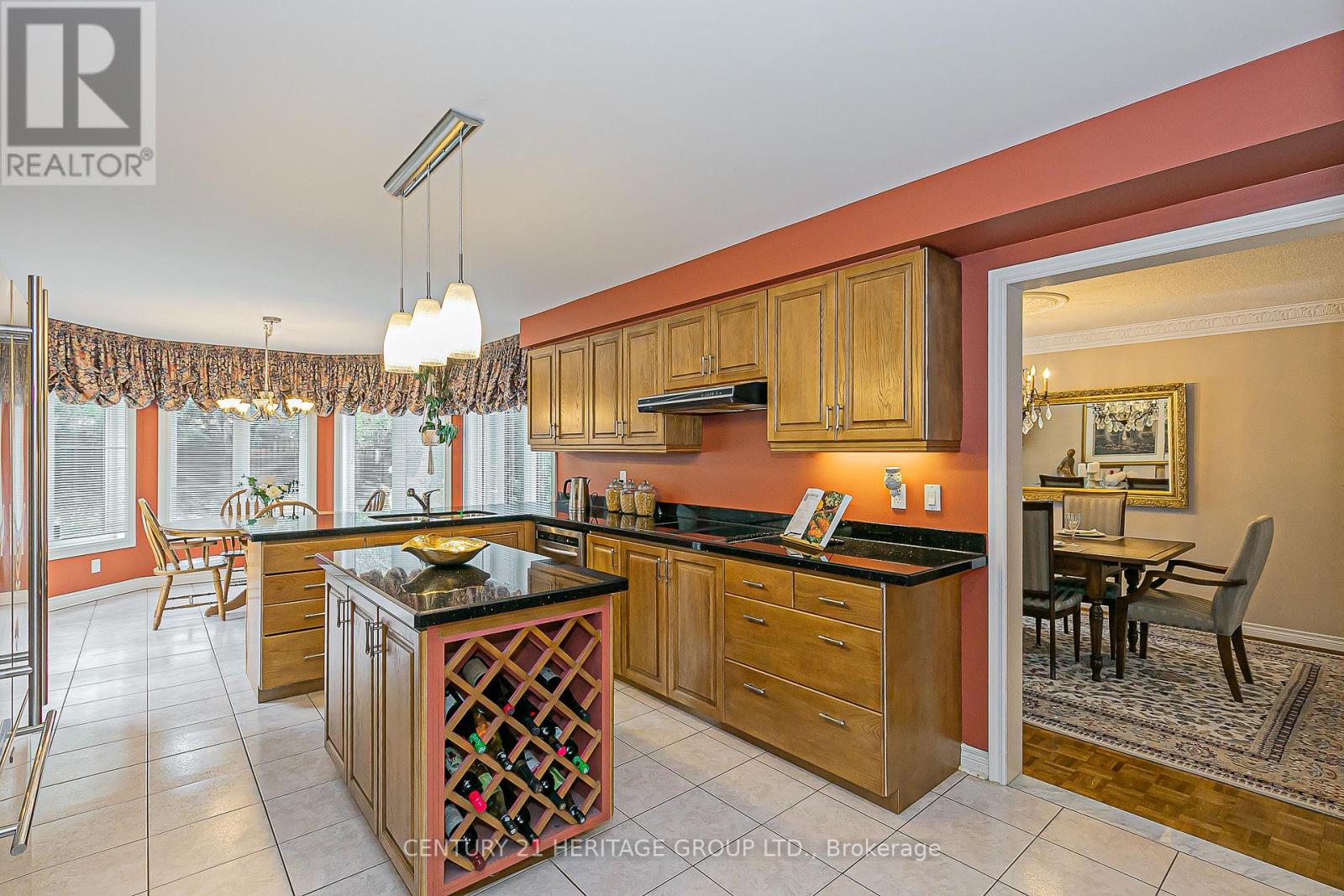 668 Chaleur Place, Newmarket, Ontario  L3X 1L6 - Photo 8 - N12550616