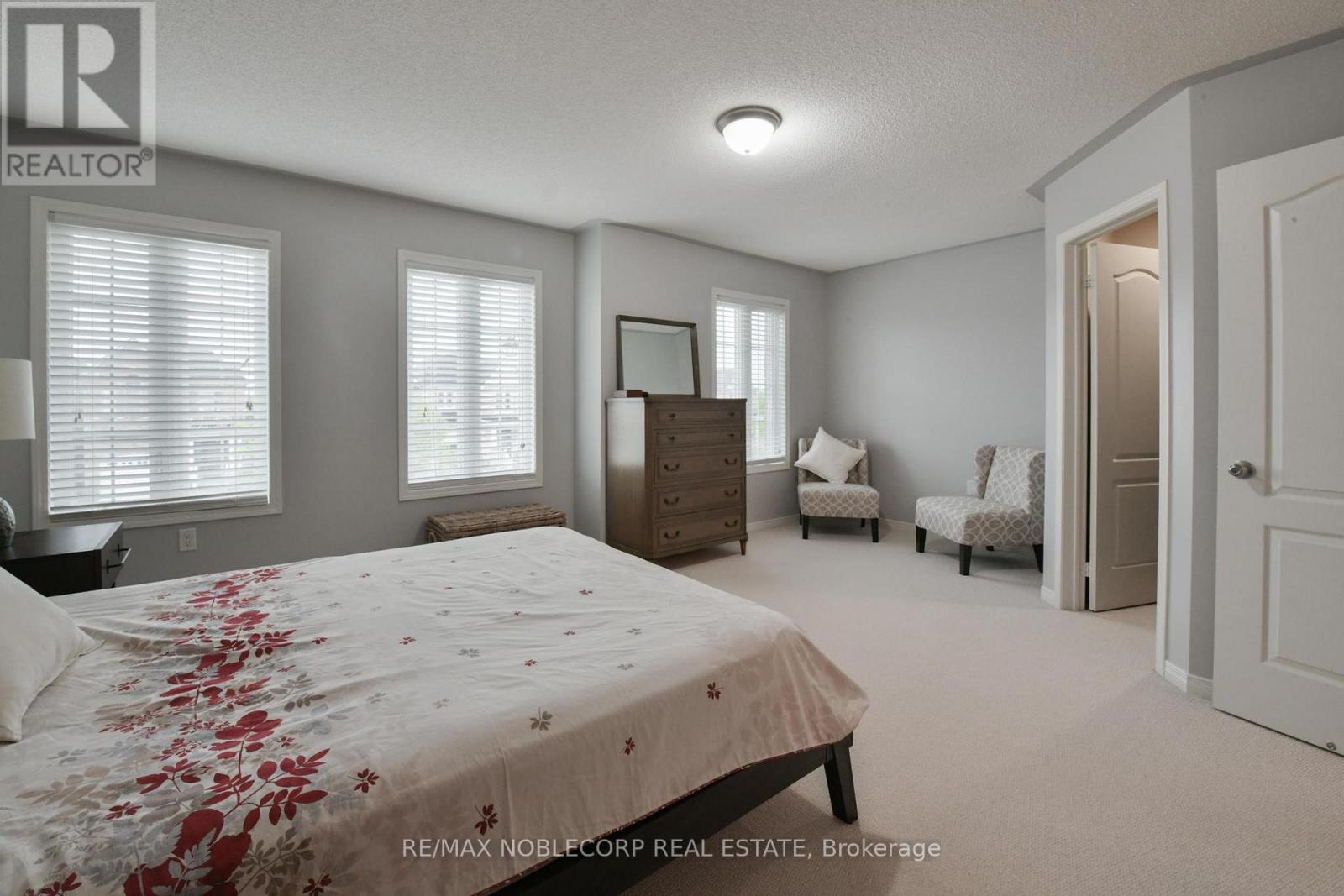 54 Long Street, Bradford West Gwillimbury, Ontario  L3Z 2A4 - Photo 20 - N12550620