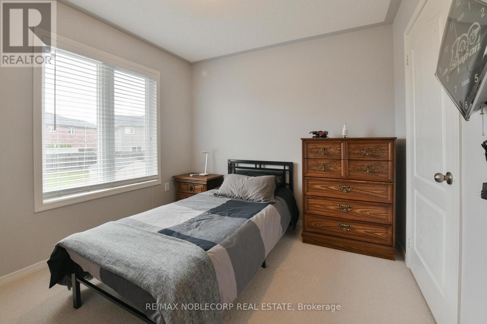 54 Long Street, Bradford West Gwillimbury, Ontario  L3Z 2A4 - Photo 23 - N12550620