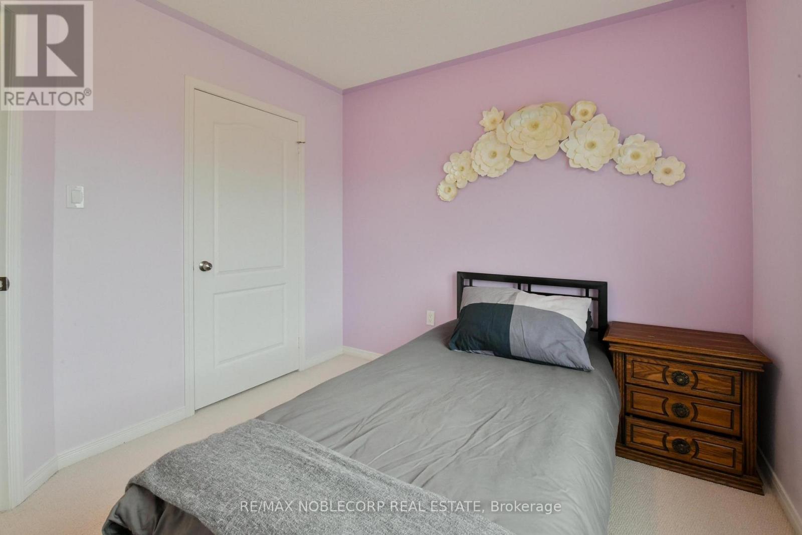 54 Long Street, Bradford West Gwillimbury, Ontario  L3Z 2A4 - Photo 26 - N12550620