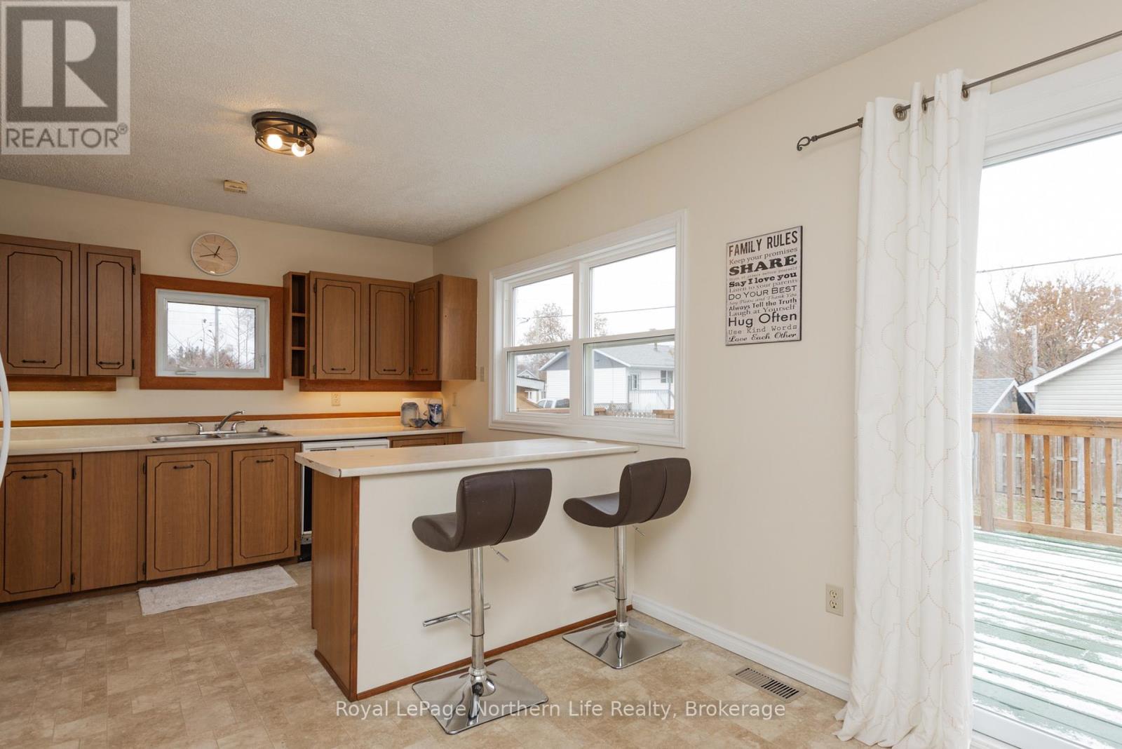 80 Lee Avenue, North Bay, Ontario  P1A 2J9 - Photo 17 - X12550692