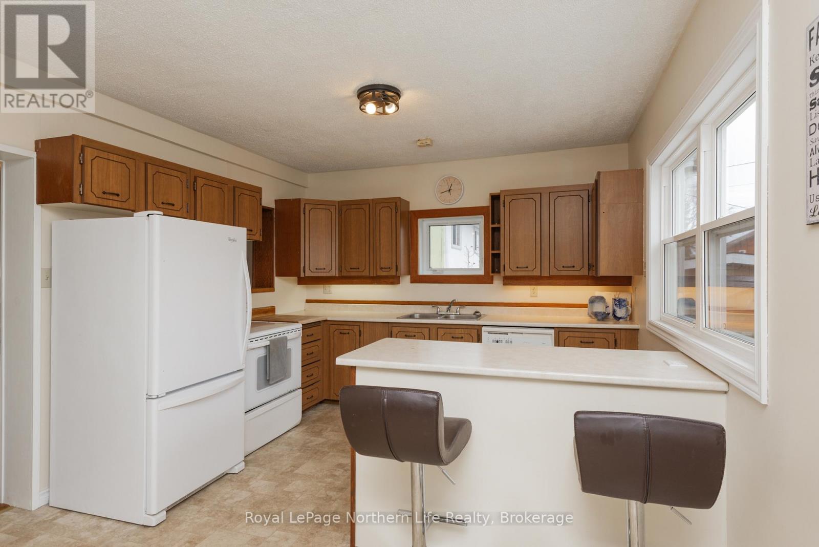 80 Lee Avenue, North Bay, Ontario  P1A 2J9 - Photo 18 - X12550692