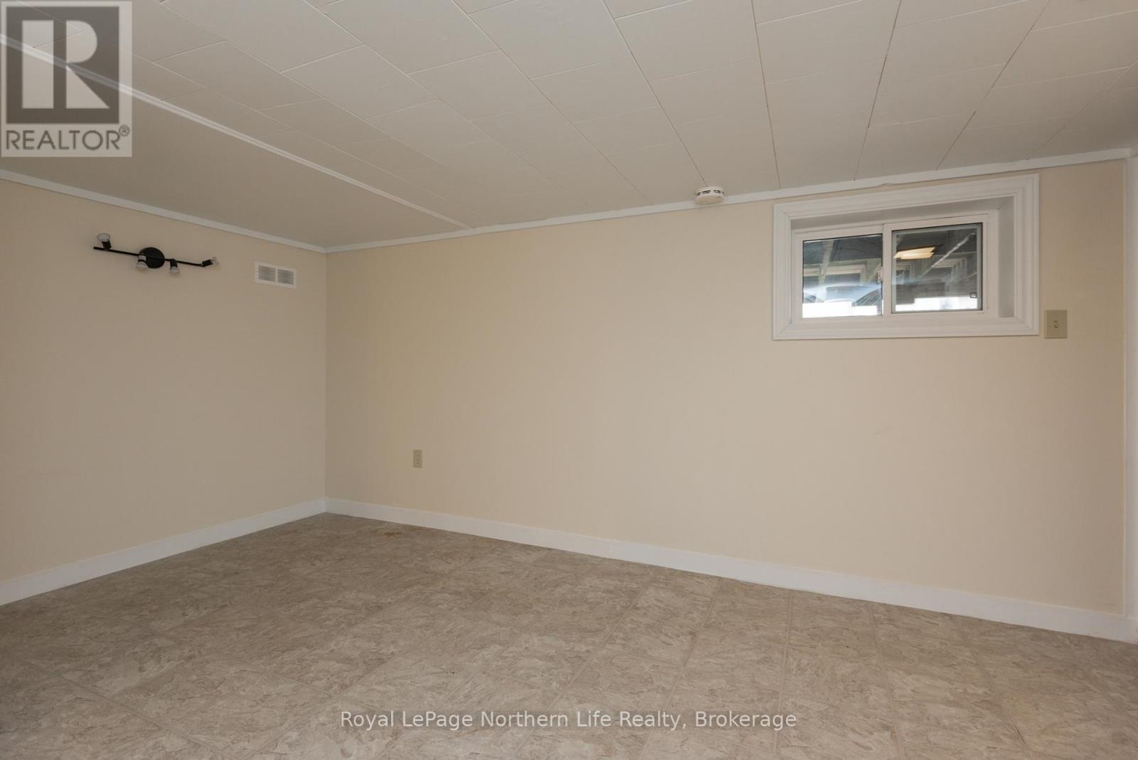 80 Lee Avenue, North Bay, Ontario  P1A 2J9 - Photo 39 - X12550692