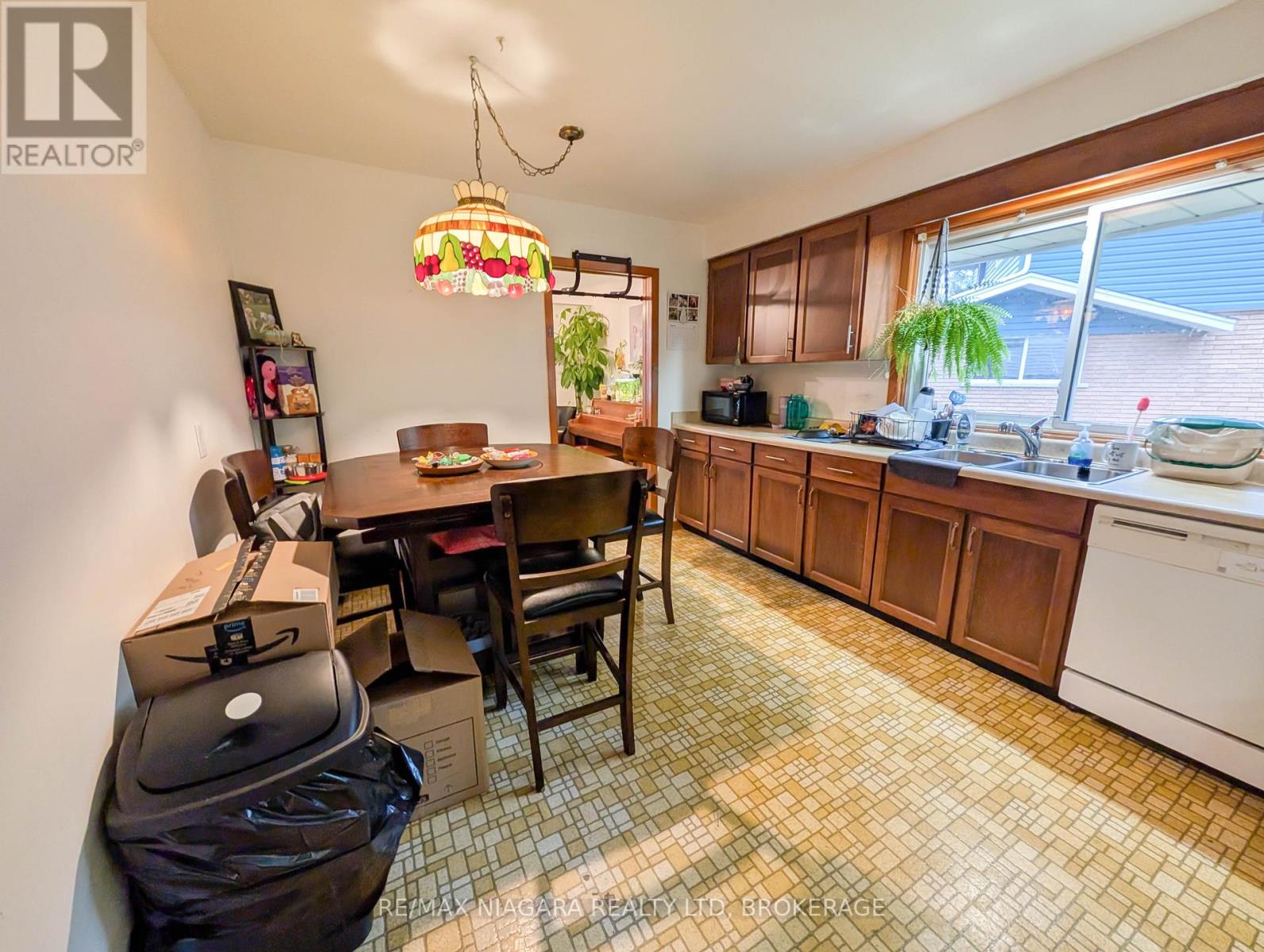 4171 Fernwood Crescent, Niagara Falls, Ontario  L2E 6J3 - Photo 11 - X12550894