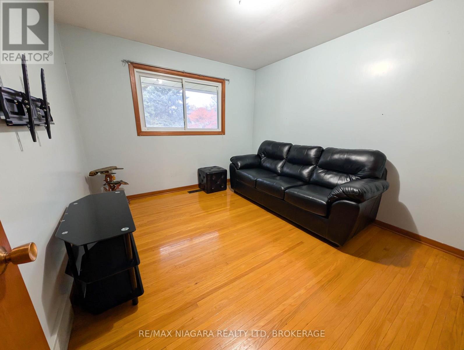 4171 Fernwood Crescent, Niagara Falls, Ontario  L2E 6J3 - Photo 20 - X12550894