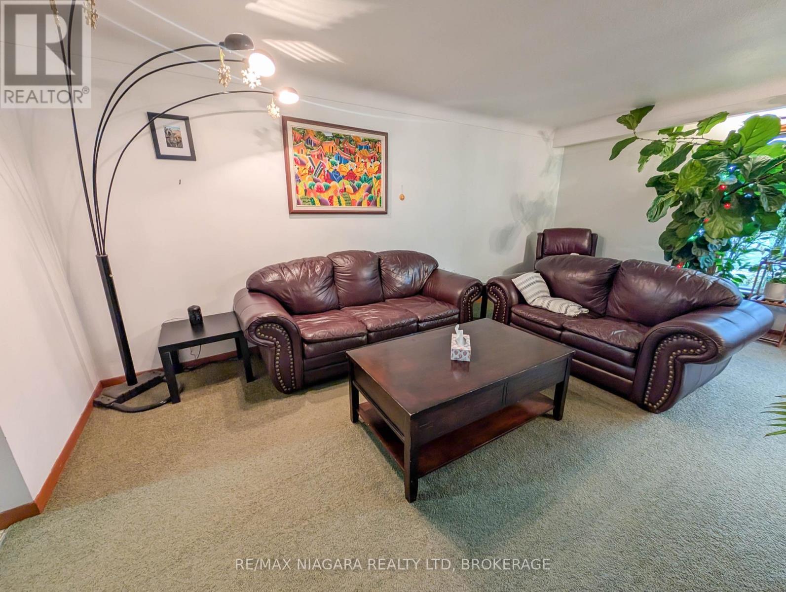 4171 Fernwood Crescent, Niagara Falls, Ontario  L2E 6J3 - Photo 4 - X12550894