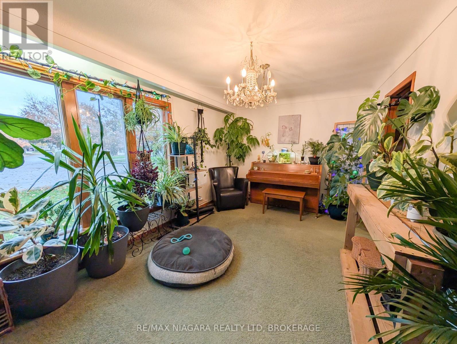 4171 Fernwood Crescent, Niagara Falls, Ontario  L2E 6J3 - Photo 7 - X12550894