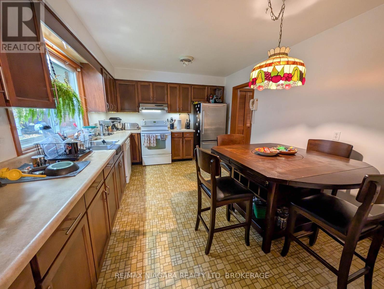 4171 Fernwood Crescent, Niagara Falls, Ontario  L2E 6J3 - Photo 9 - X12550894