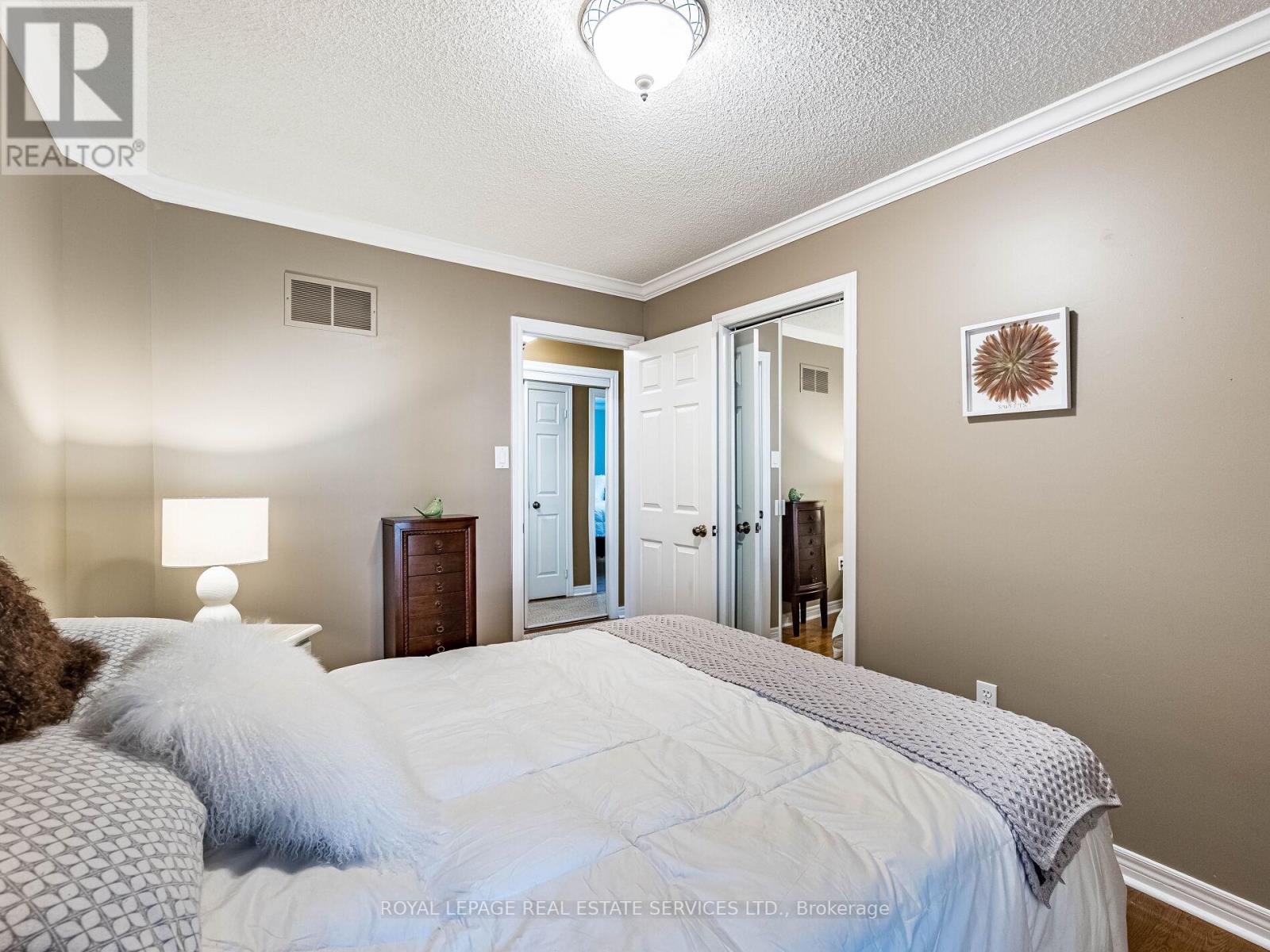 8 Macallister Court, Barrie (Letitia Heights), Ontario  L4N 7M6 - Photo 24 - S12550556