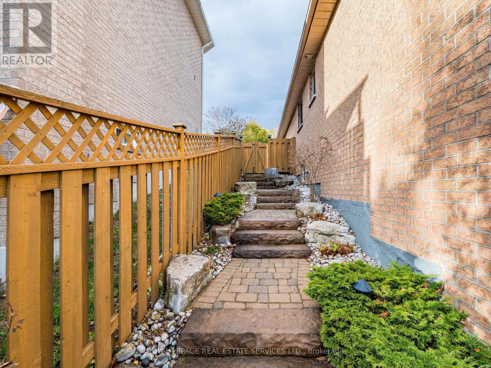 8 Macallister Court, Barrie (Letitia Heights), Ontario  L4N 7M6 - Photo 41 - S12550556