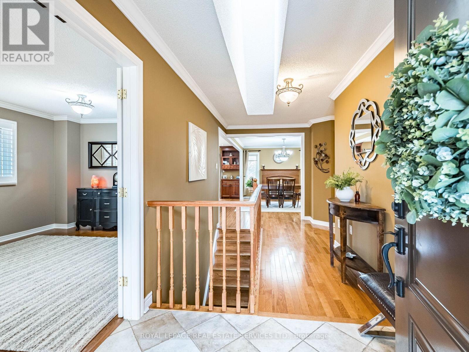 8 Macallister Court, Barrie (Letitia Heights), Ontario  L4N 7M6 - Photo 5 - S12550556