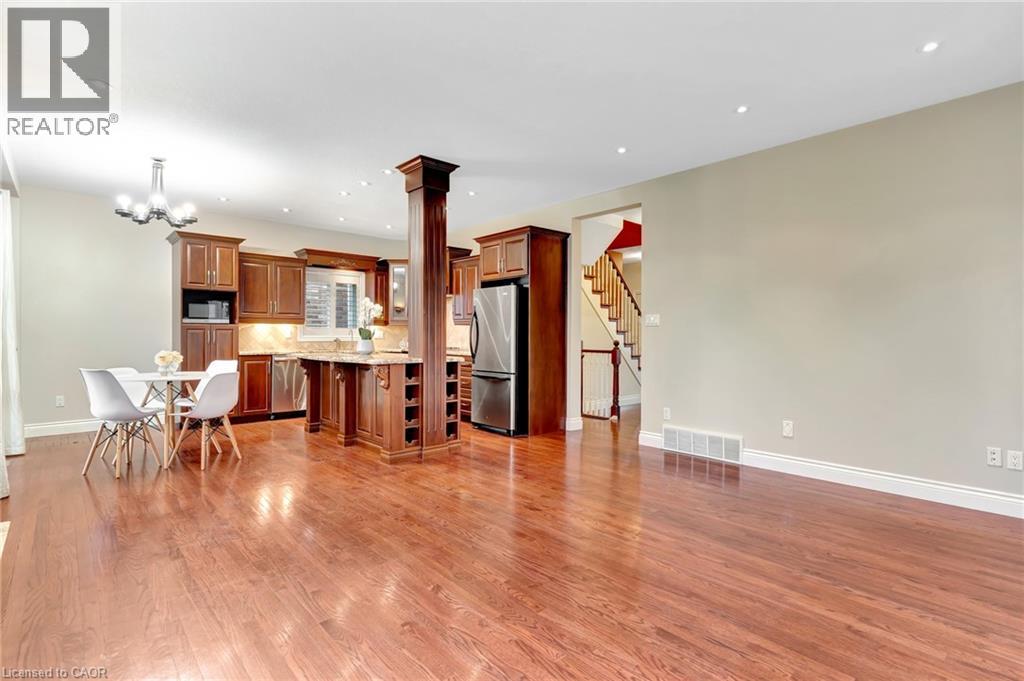 537 Windjammer Way, Waterloo, Ontario N2K 3Y5 - Photo 18 - 40788271