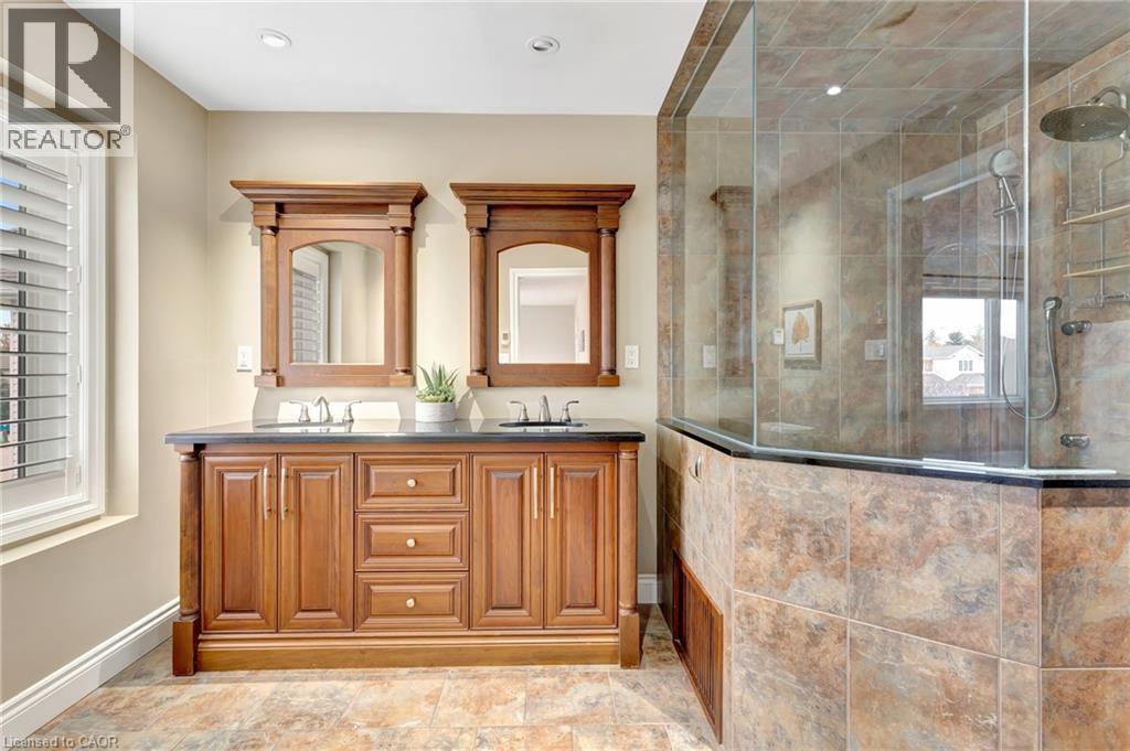 537 Windjammer Way, Waterloo, Ontario N2K 3Y5 - Photo 25 - 40788271