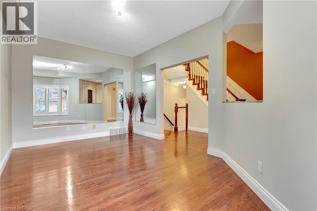 537 Windjammer Way, Waterloo, Ontario N2K 3Y5 - Photo 6 - 40788271