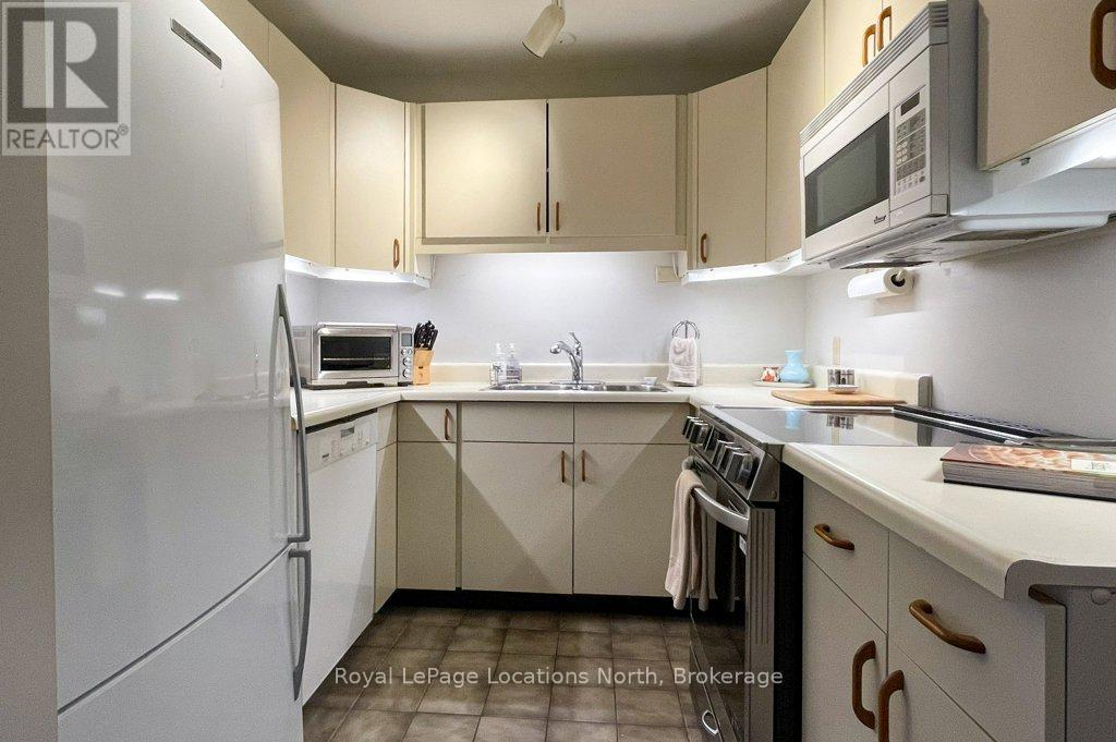 22 Trafalgar Road, Collingwood, Ontario L9Y 5G4 - Photo 12 - S12550784