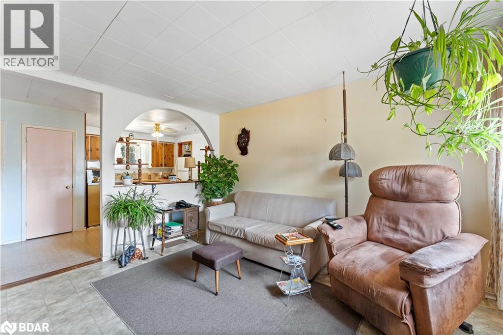 114 Malcolm Street, Angus, Ontario L0M 1B0 - Photo 12 - 40744618