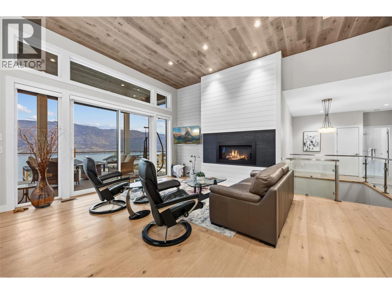 9438 Ledgestone Road, Lake Country, British Columbia  V4V 0A4 - Photo 7 - 10368838