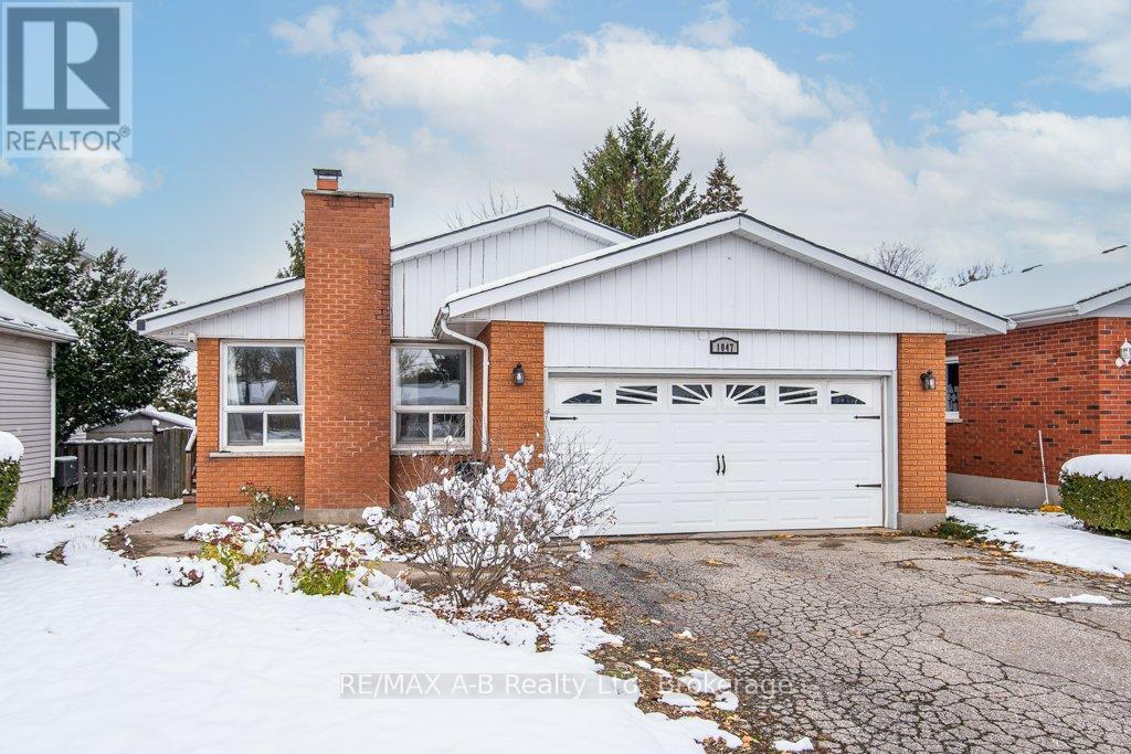 1047 DEVONSHIRE AVENUE, Woodstock, Ontario