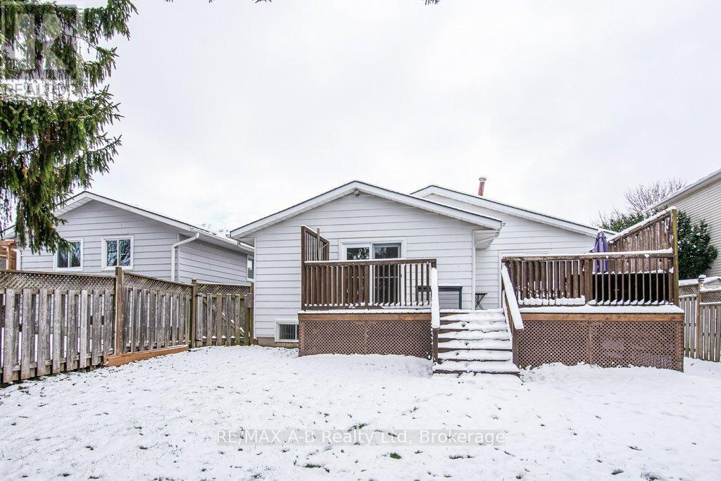 1047 Devonshire Avenue, Woodstock, Ontario N4S 5S1 - Photo 10 - X12550724