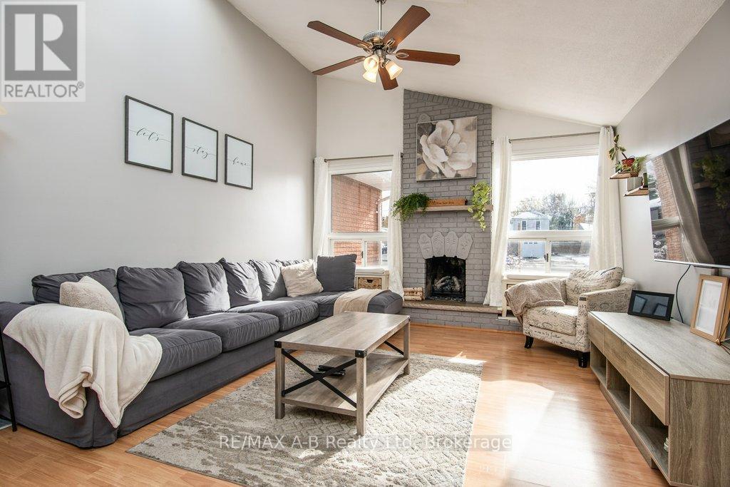 1047 Devonshire Avenue, Woodstock, Ontario N4S 5S1 - Photo 14 - X12550724