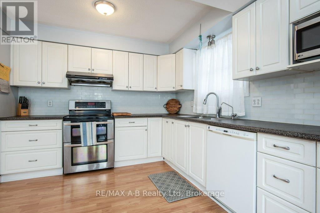 1047 Devonshire Avenue, Woodstock, Ontario N4S 5S1 - Photo 23 - X12550724