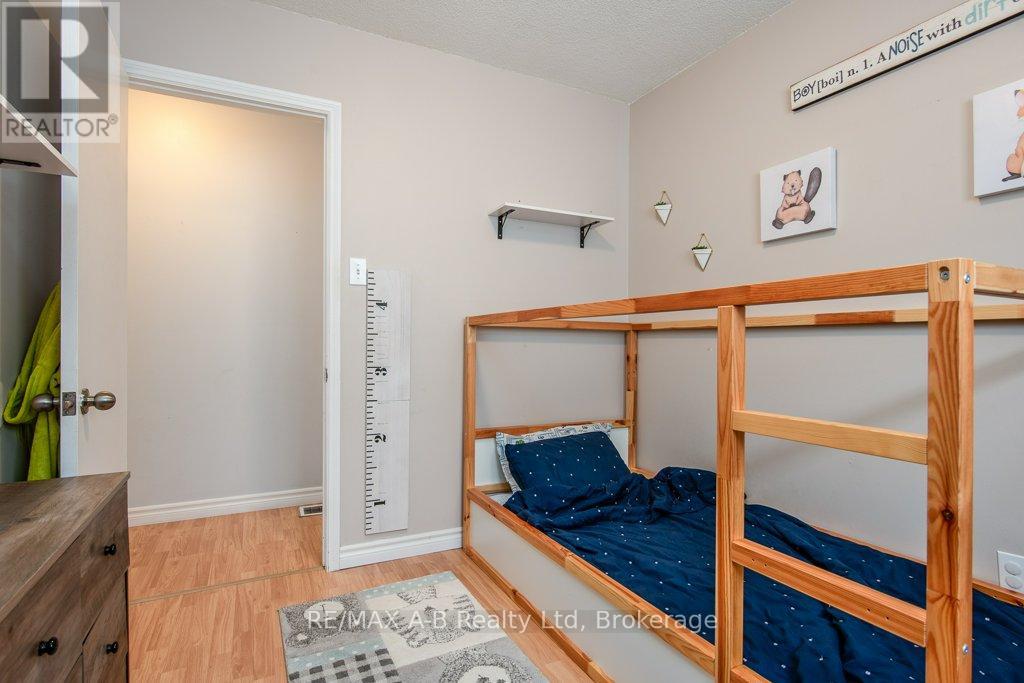 1047 Devonshire Avenue, Woodstock, Ontario N4S 5S1 - Photo 27 - X12550724