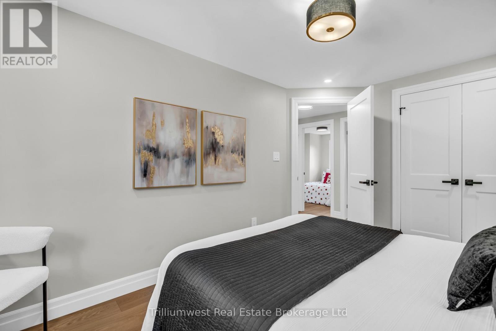 8 Chadwick Avenue, Guelph, Ontario N1H 3E4 - Photo 26 - X12550870